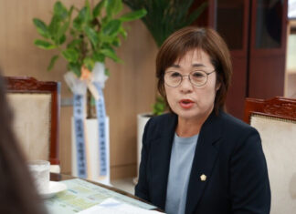 최미자 인천 영종구의회 의장 “소통·협치로 이끌며 초대 의회 기초 다질 것”
